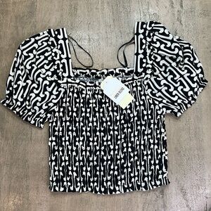 Monteau cropped shirt, linen blend, size Small.